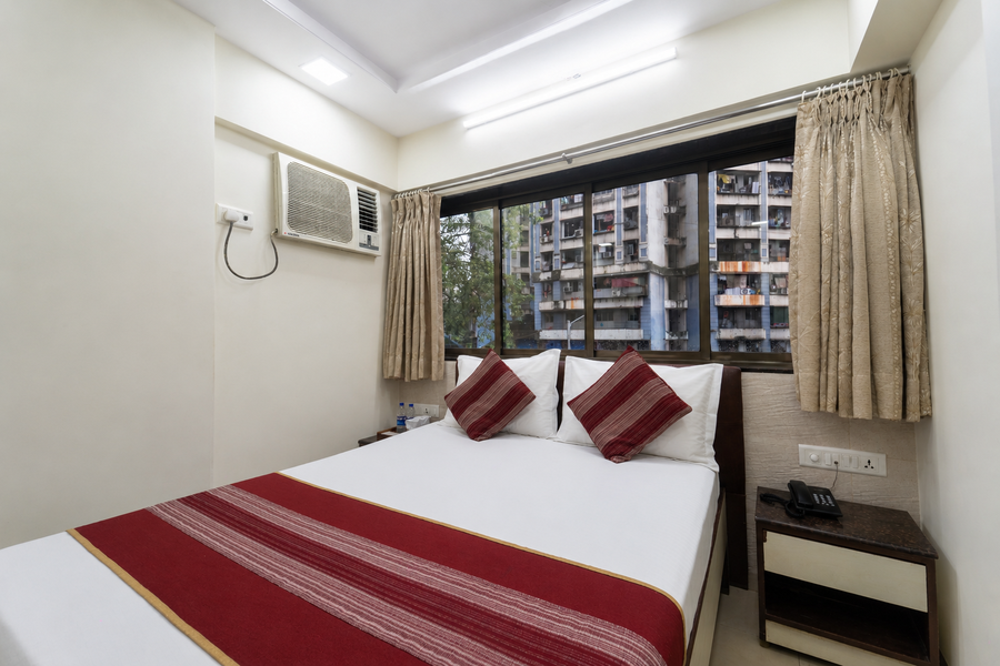 hotel kalpana palace