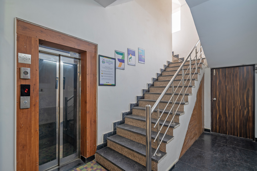 treebo modern stays