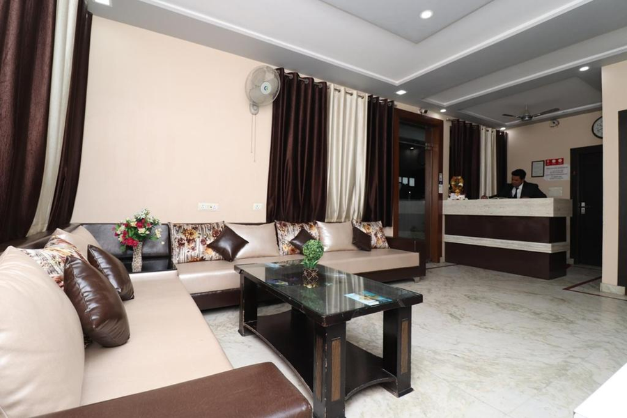 hotel aaradhya residency