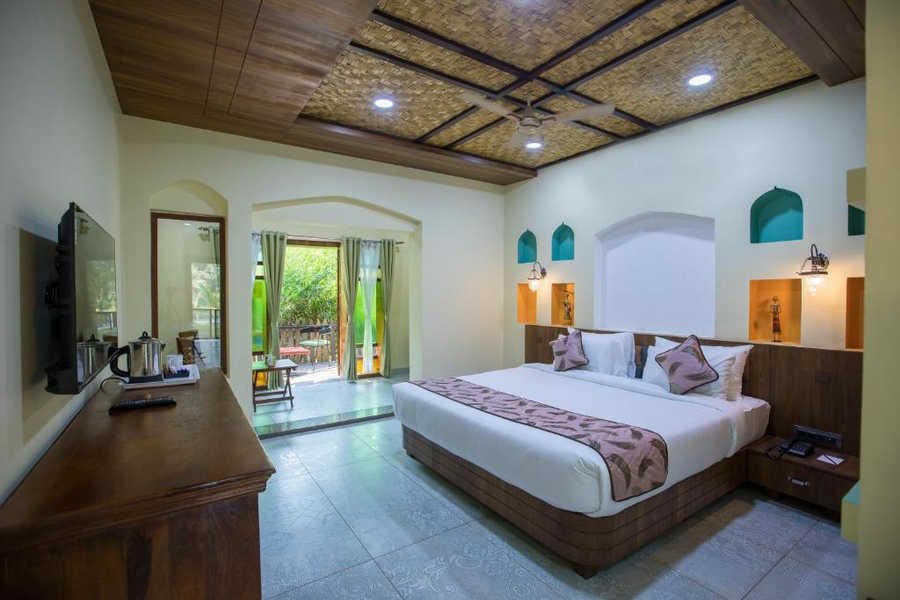 Sterling Padam Pench,Turia Gate,4 star