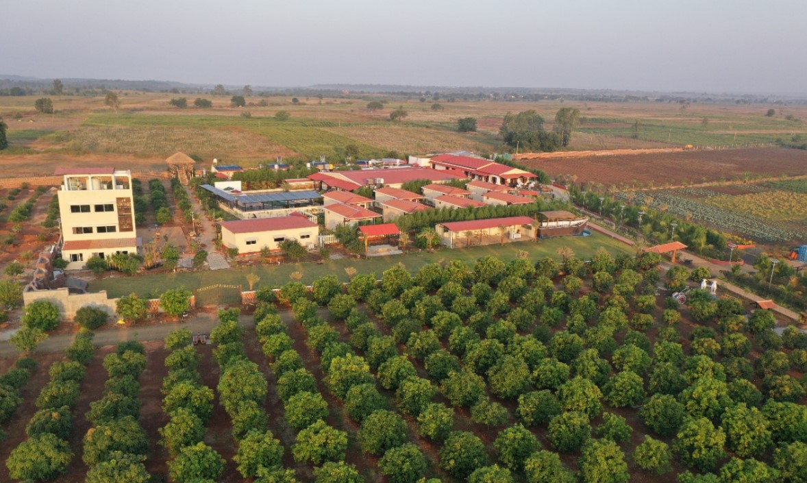 Vintage Retreat Resort,Kadwad,2 star