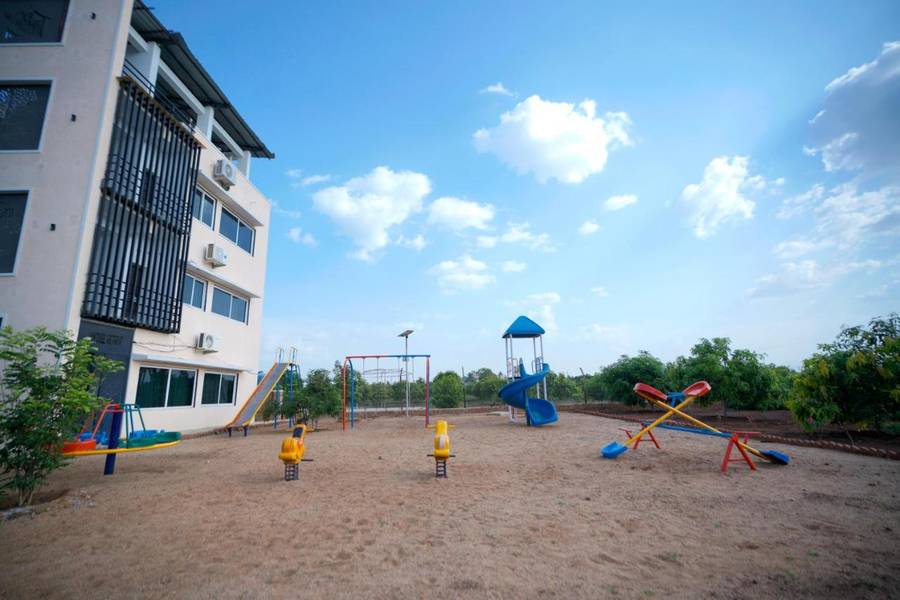 Vintage Retreat Resort,Kadwad,2 star