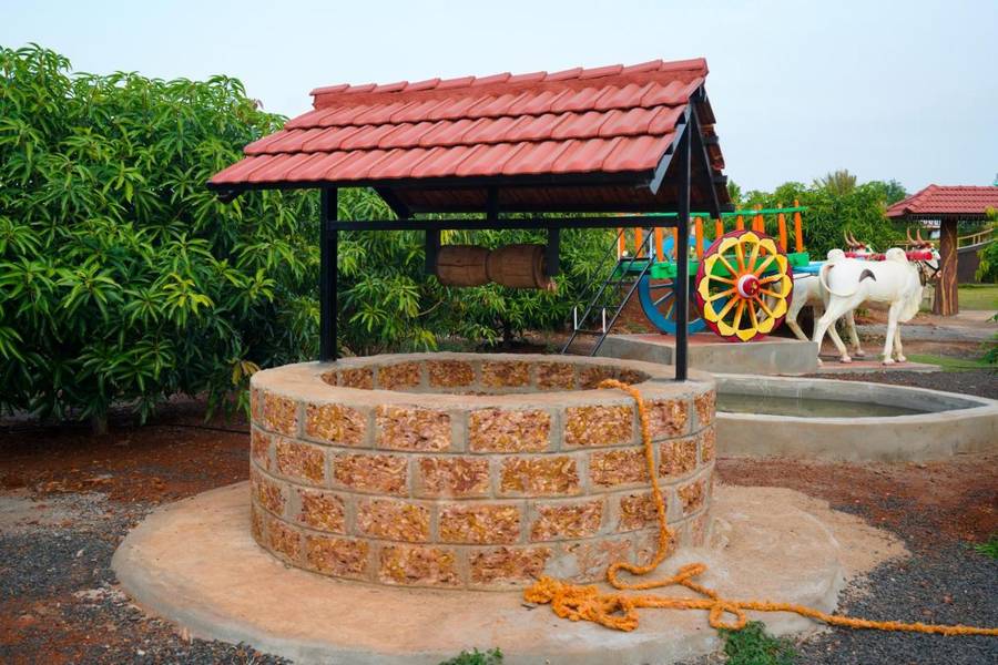 Vintage Retreat Resort,Kadwad,2 star