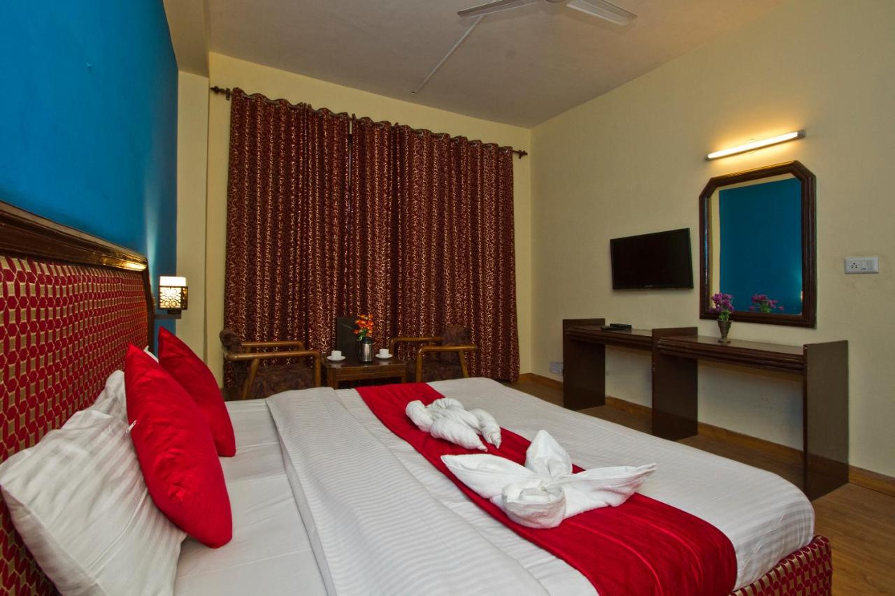 hotel sitara international