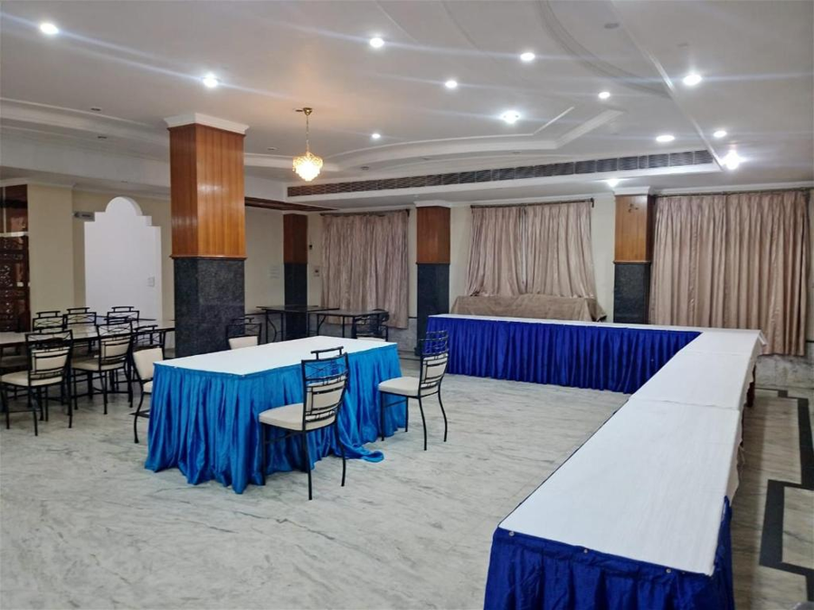 hotel priya palace