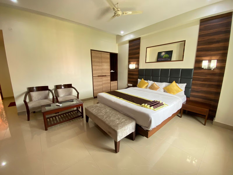 hotel nakshatra