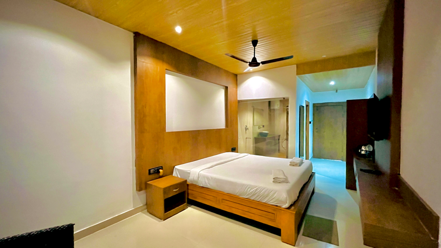 kaziranga eco village resort