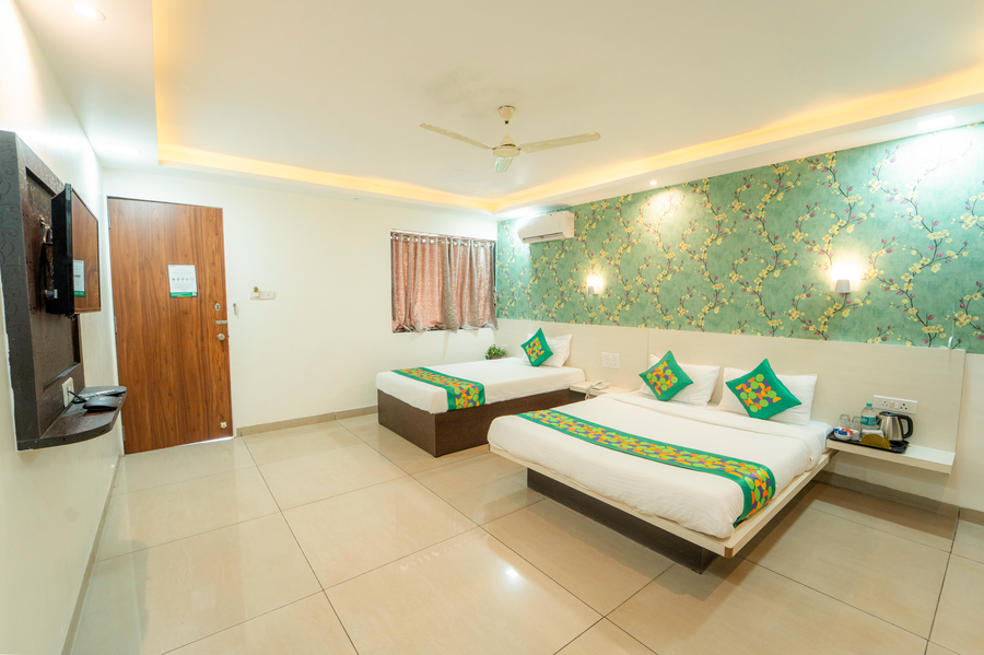 treebo kuber palace with swimming pool