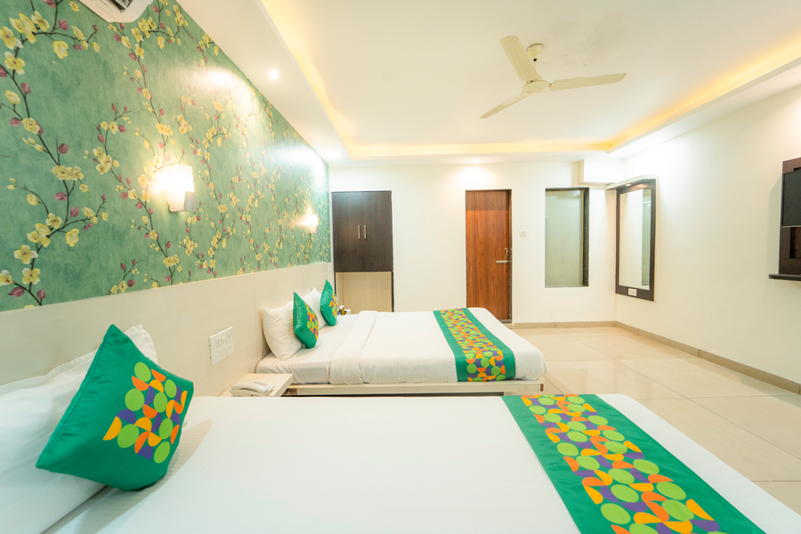 treebo kuber palace with swimming pool