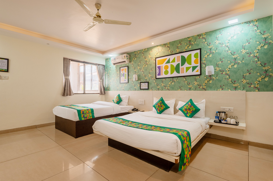 treebo kuber palace with swimming pool