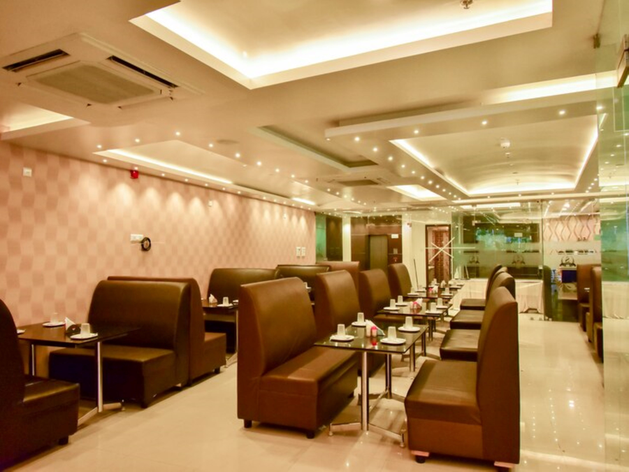 hotel pondicherry white town