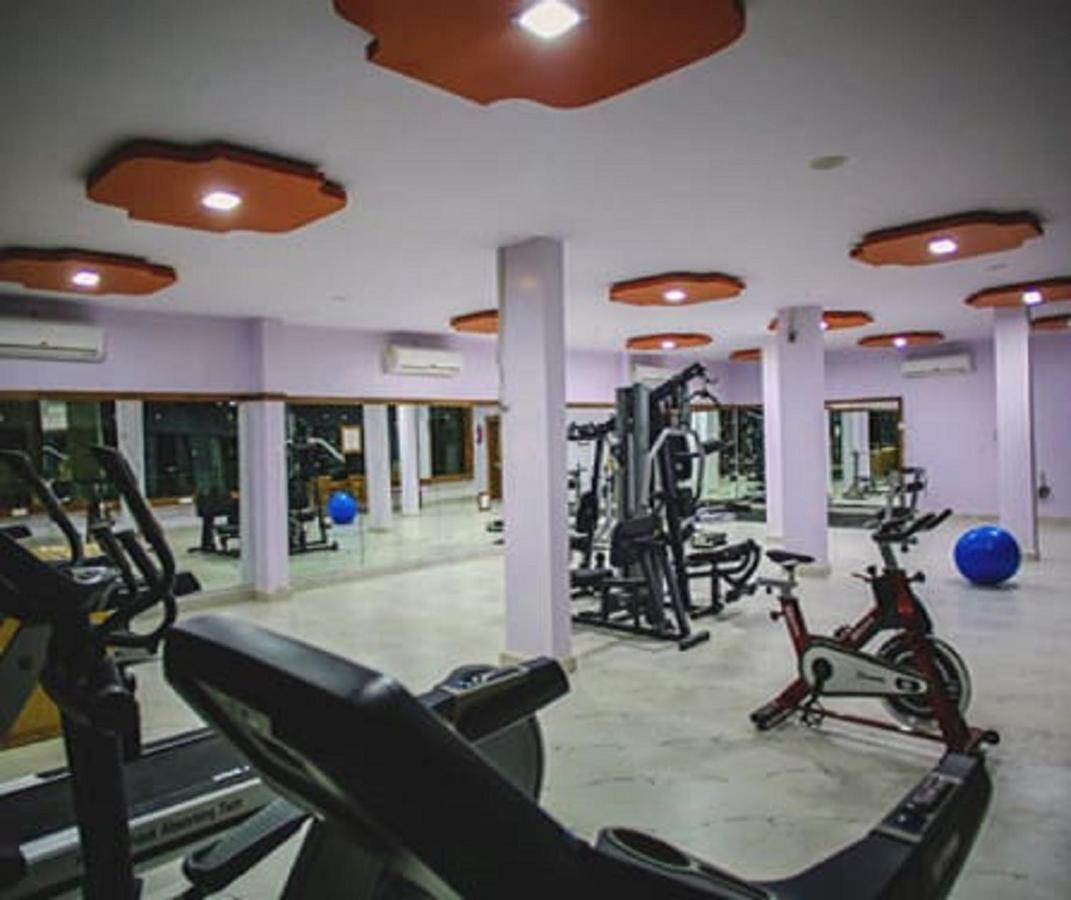 Hotel Saroj Sagar,Sagar,3 star