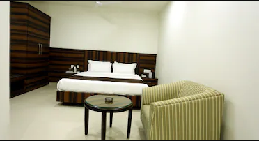 hotel solitaire