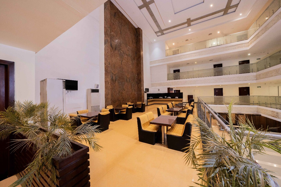 hotel solitaire