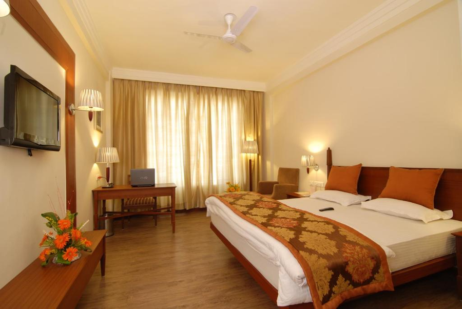 chanakya bnr hotel