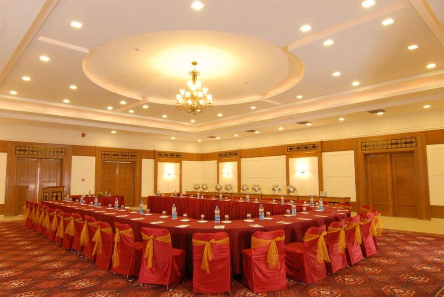 chanakya bnr hotel