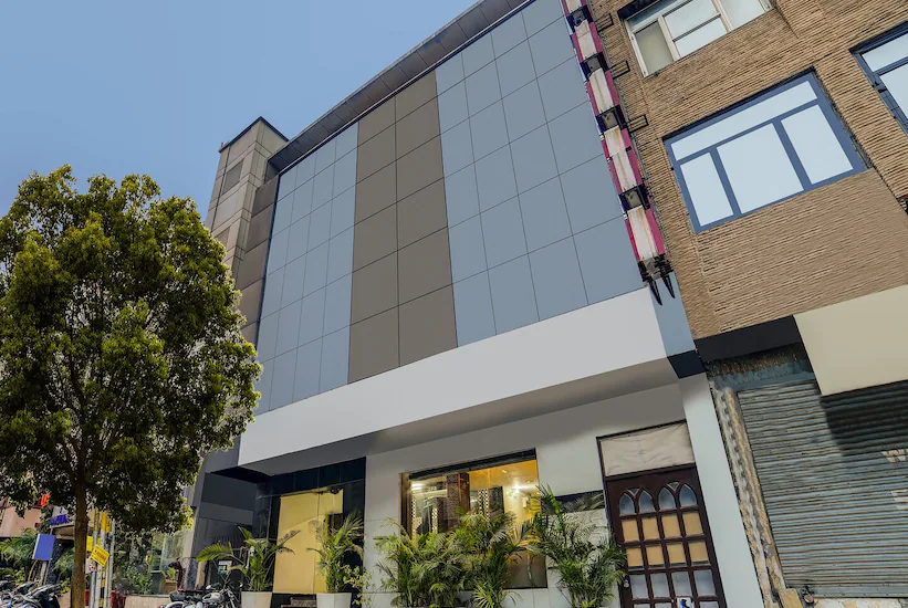 Hotel Cosmo,Karol Bagh>>Central Delhi,3 star