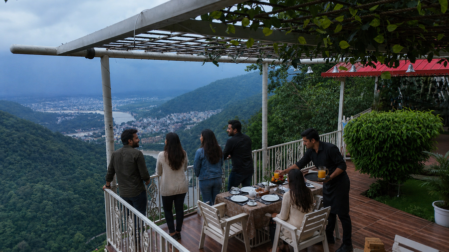 neer ganga resorts