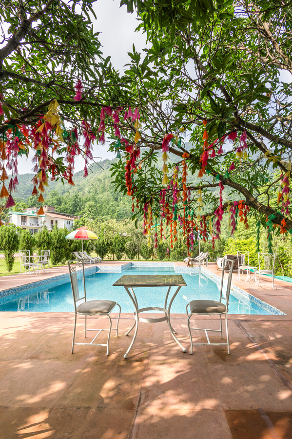neer ganga resorts