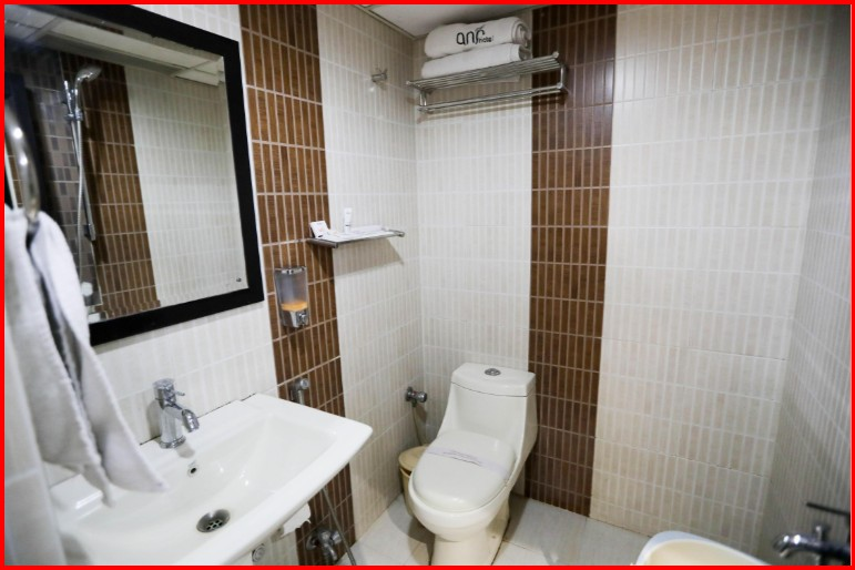 Anr Hotels,Charbagh, Lucknow,3 star