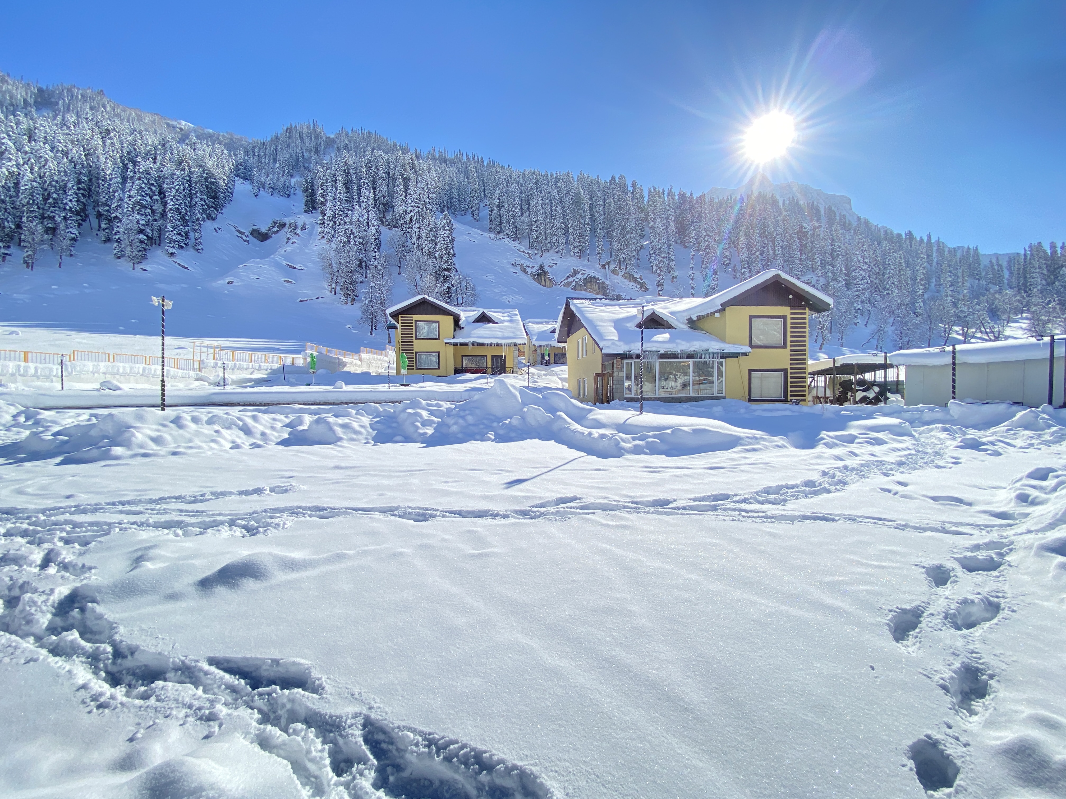 arco hotels and resorts sonmarg