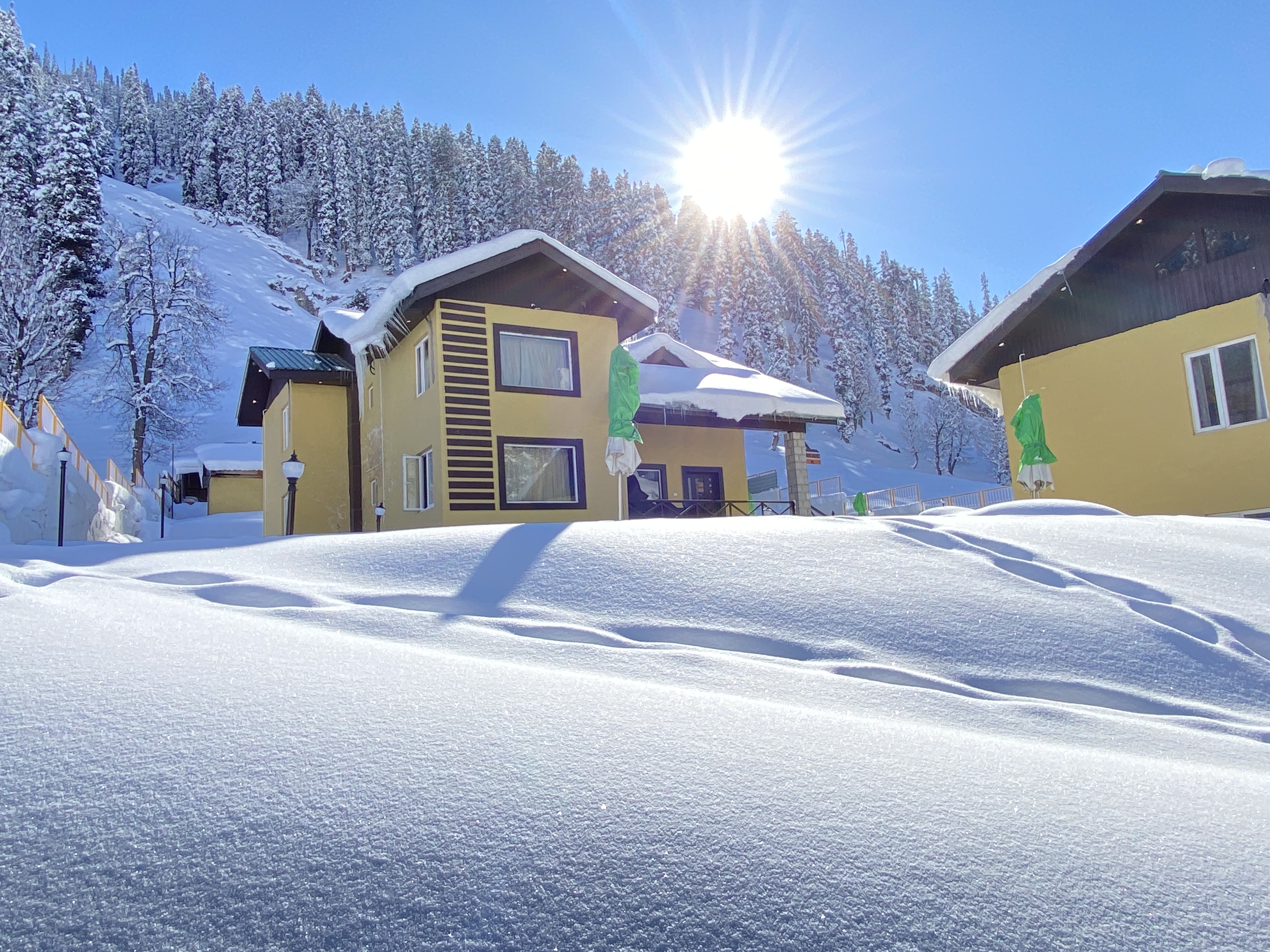 arco hotels and resorts sonmarg