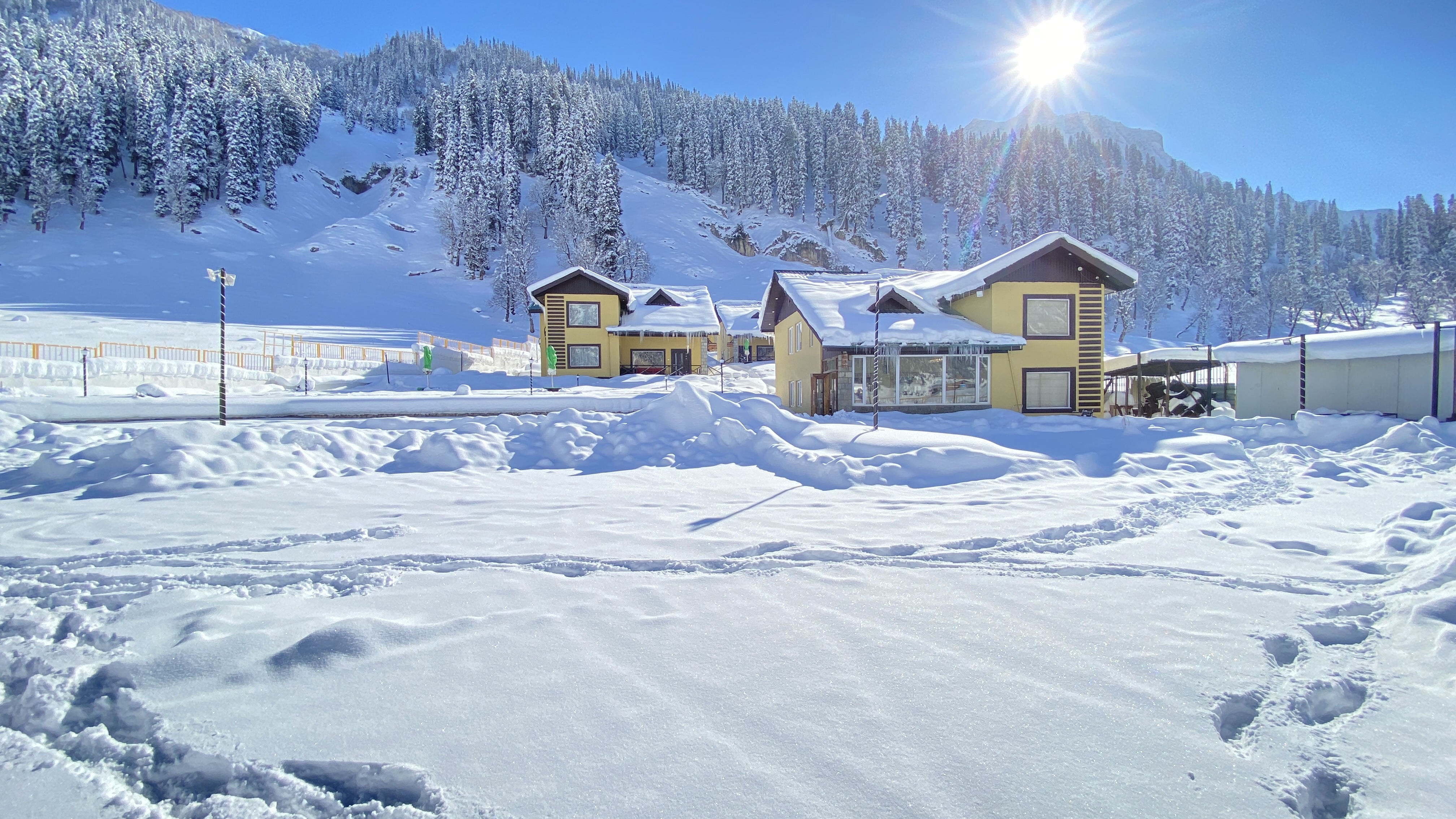 arco hotels and resorts sonmarg