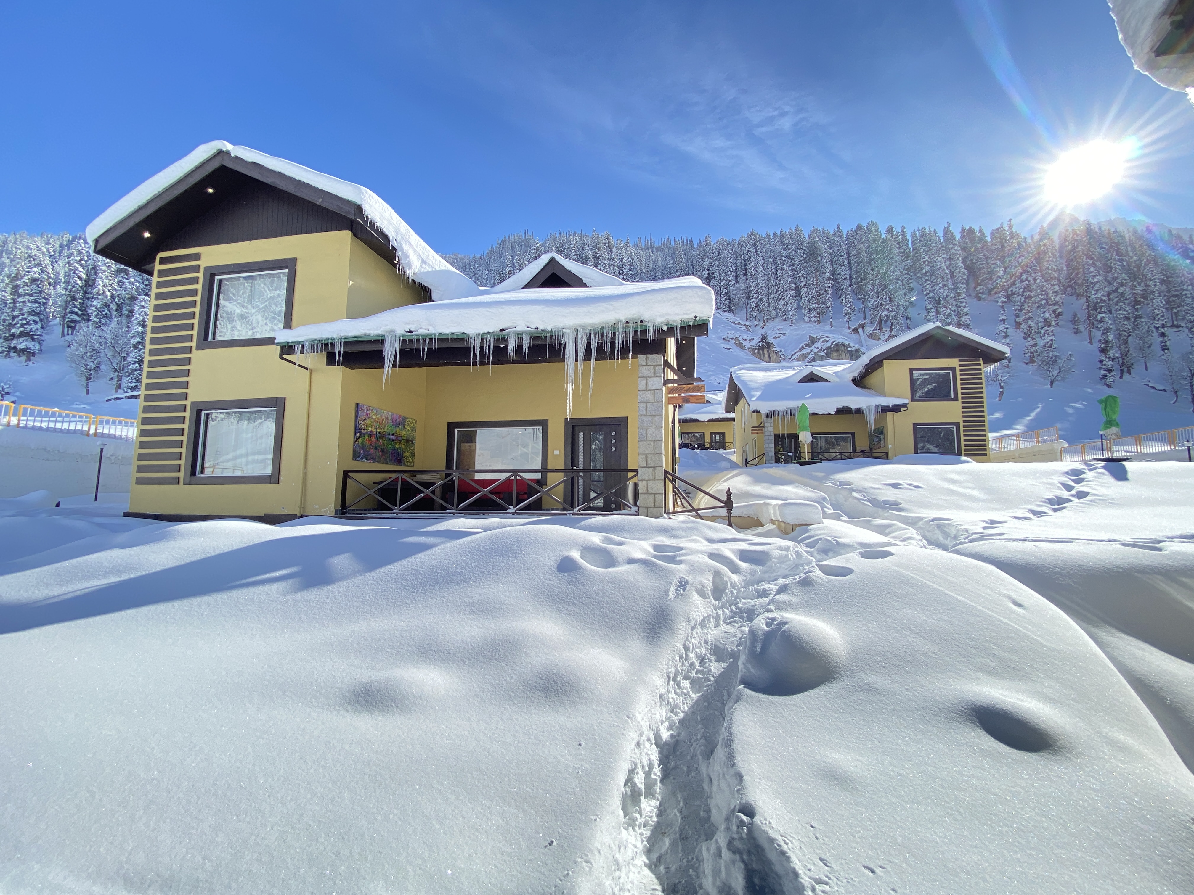 arco hotels and resorts sonmarg