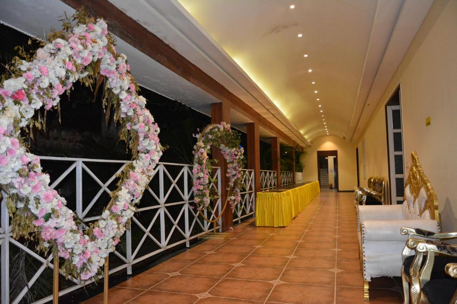 tgn suits hotel