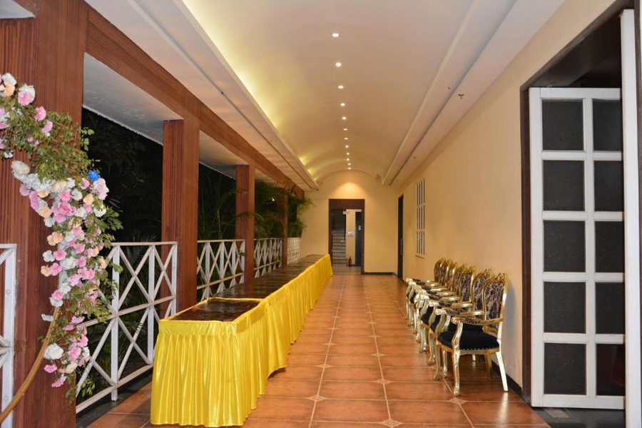 tgn suits hotel