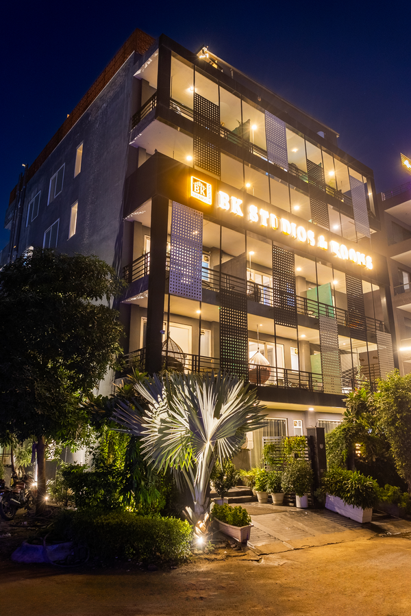 bk studio rooms near huda city center