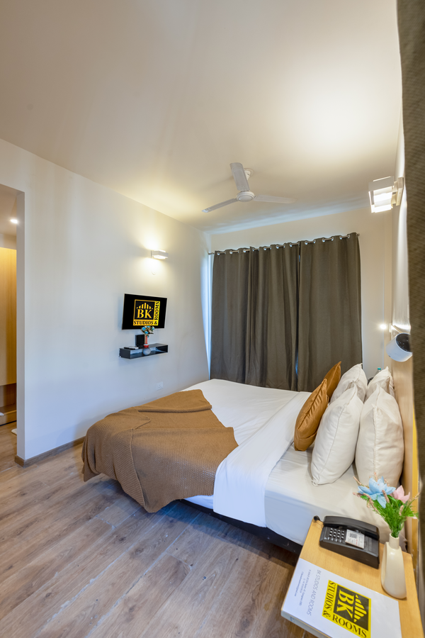 bk studio rooms near huda city center