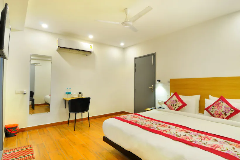 the elevate hotel by r s global