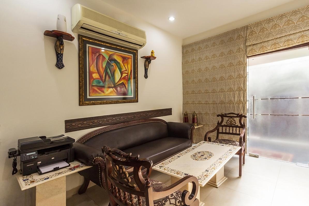 Red Maple Bed & Breakfast,Delhi>>Defence Colony,3 star