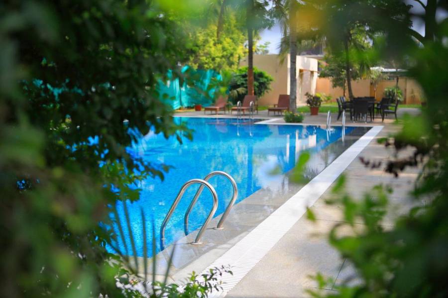 featherlite evoma hotel