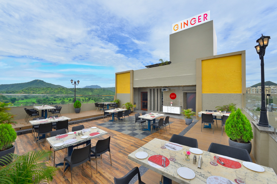 clarks inn express udaipur