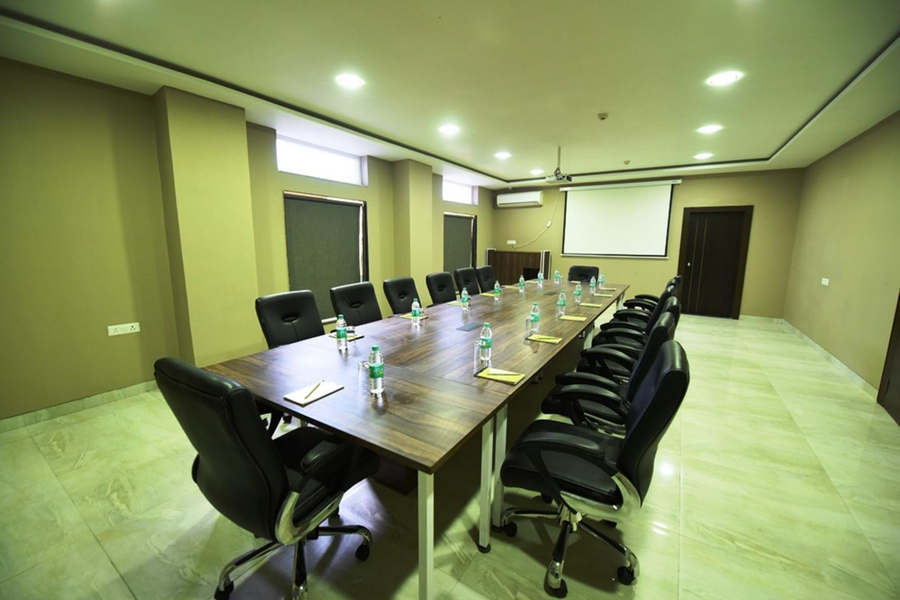 Aloha City Stay, Raipur,Ramsagar Para Main Rd, Bhawani Patna, Ramsagar Para, Jawahar Nagar, Raipur, Chhattisgarh 492002,3 star