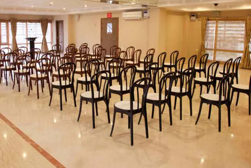 Rains Inn Eco Hotel,Diphu>>Dimapur,3 star