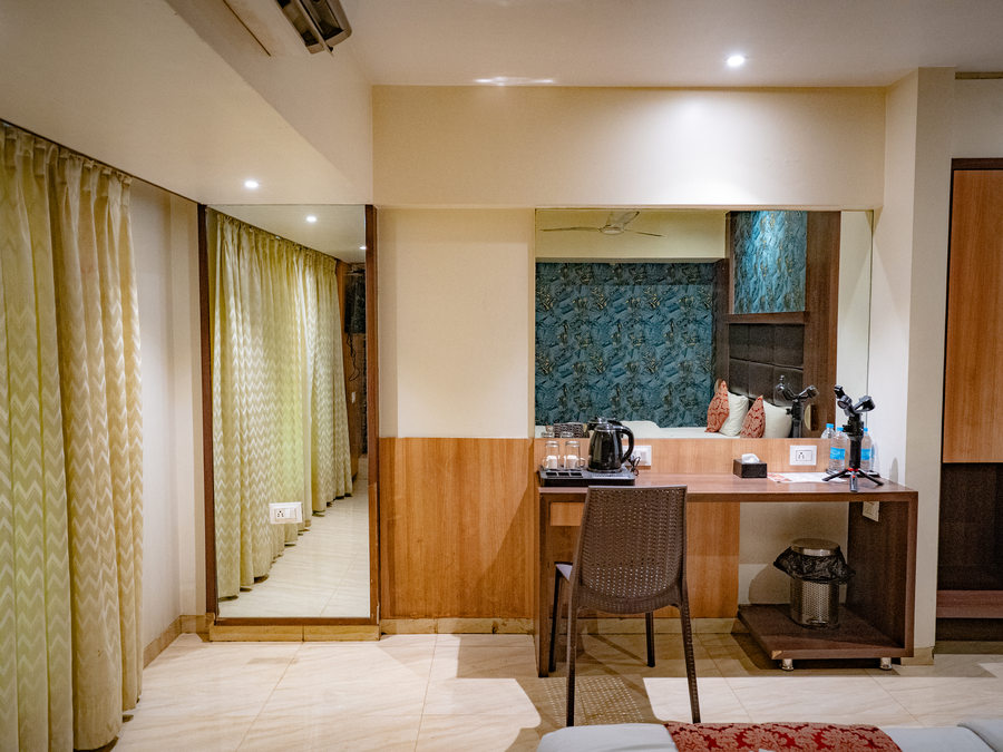 hotel mourya residency