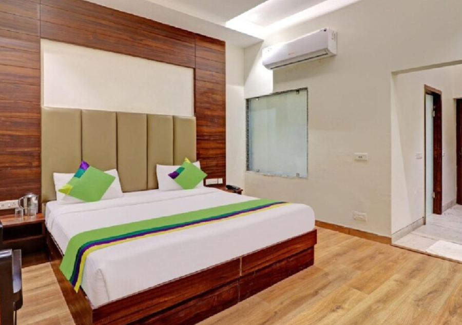 hotel sourav park inn agra