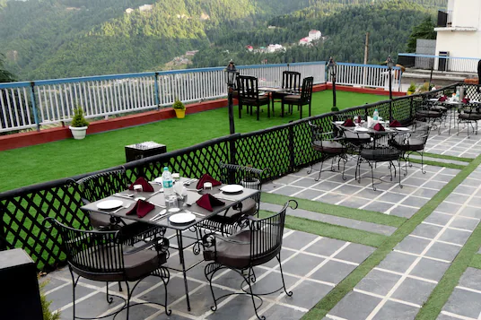 aanantham country resort