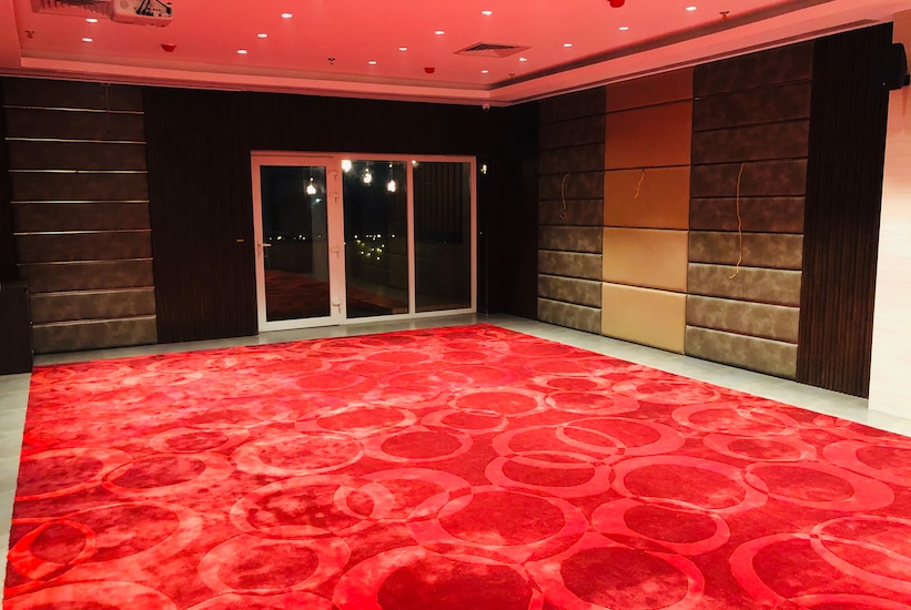 The Onyx Hotel,Tata Kandra Road Adityapur Chowk Beside V-Mart Seraikela Jamshedpur 831013 Jharkhand,3 star