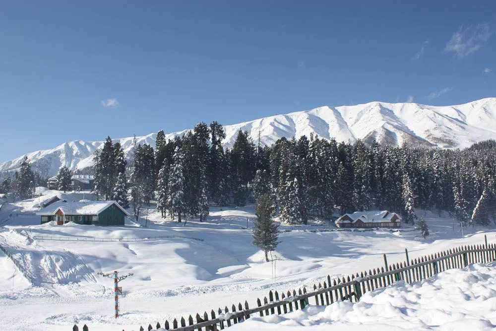 Himalaya Mount View Resort,Road Tea Garden, Baijnath, Bageshwar Kausani, Uttarakhand 263639,3 star