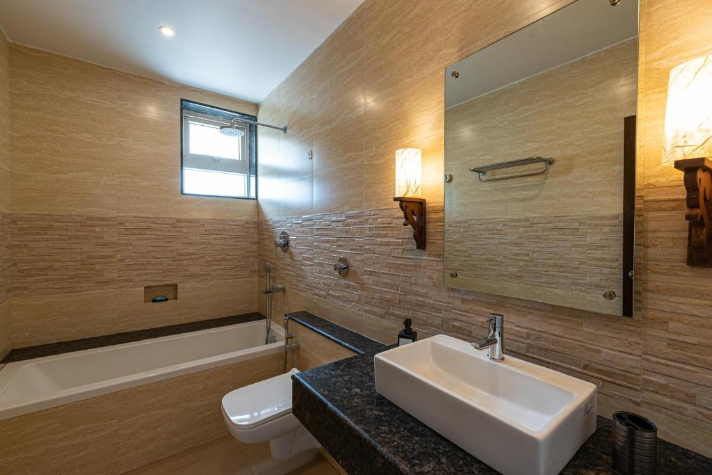 villa calangute phase 17 10bhk