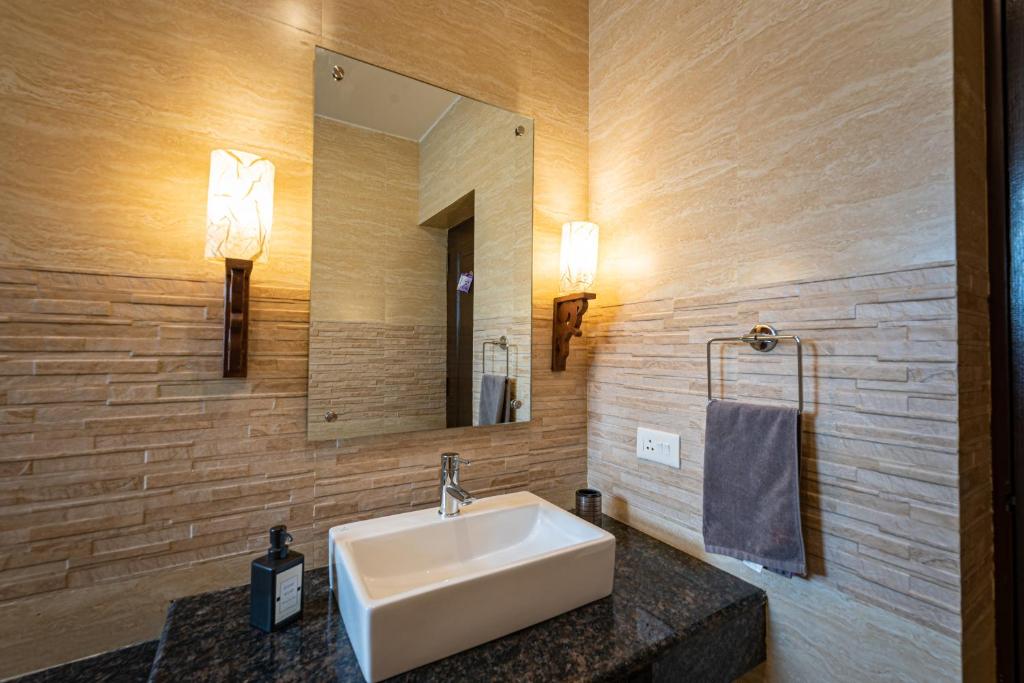 villa calangute phase 17 10bhk