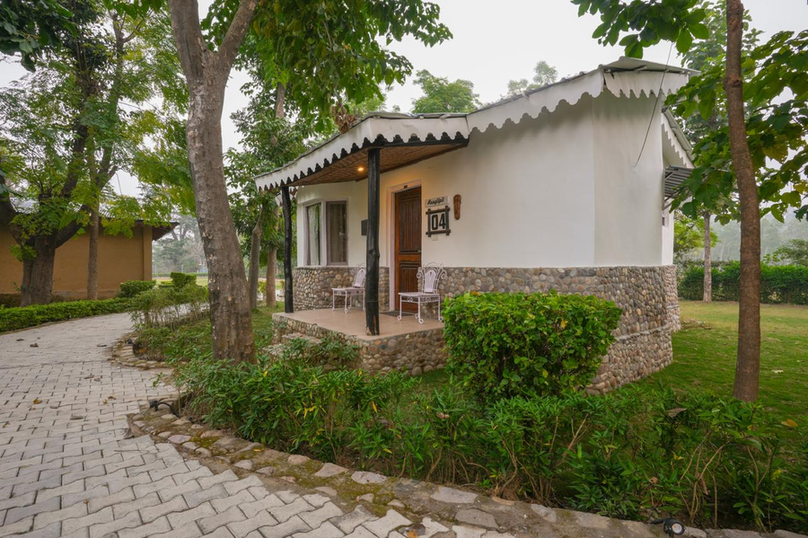 ashokas tiger trail resort