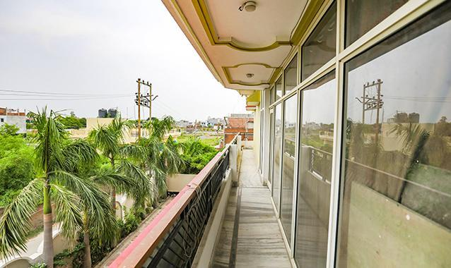 fabhotel kriti green