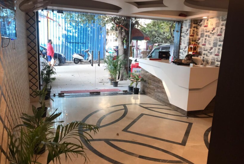 hotel lord krishna palace