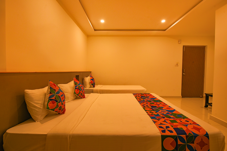 Fabhotel Champion Gateway,Bengaluru|Yelahanka,3 star