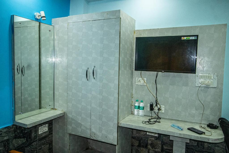 Hotel Ag Star,Garui>>Kolkata,3 star